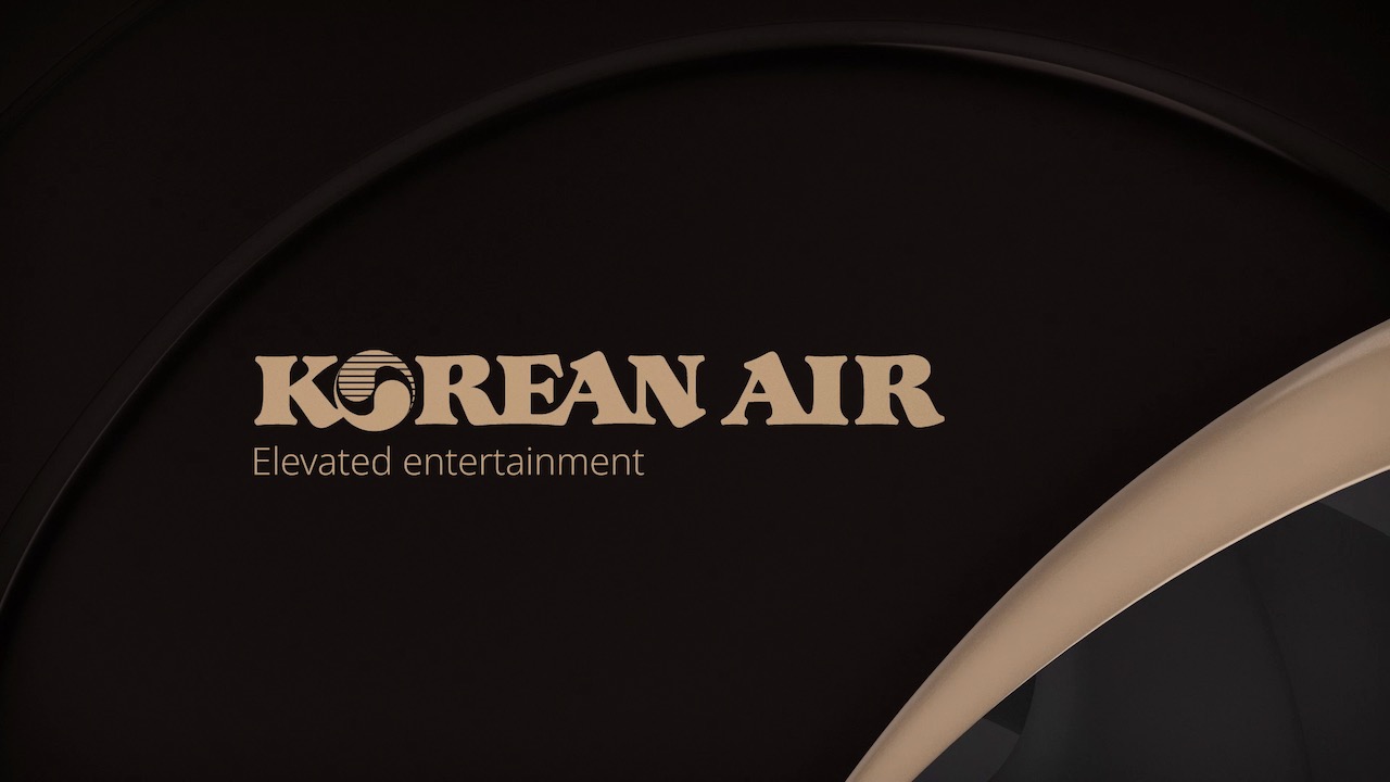 Korean Air logo with a bronze turbine blade.